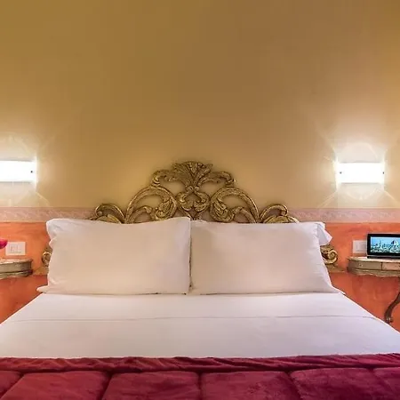 Residenza Conte Di Cavour&luxury Rooftop 3*