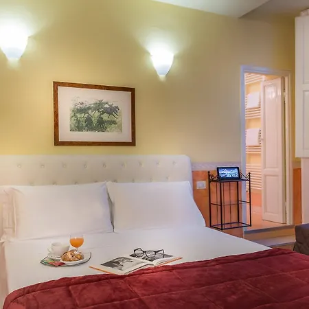 Hotel Residenza Conte Di Cavour&luxury Rooftop 3*