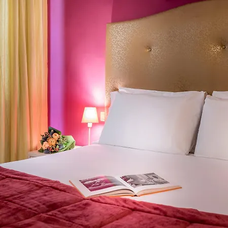 Hotel Residenza Conte Di Cavour&luxury Rooftop 3*
