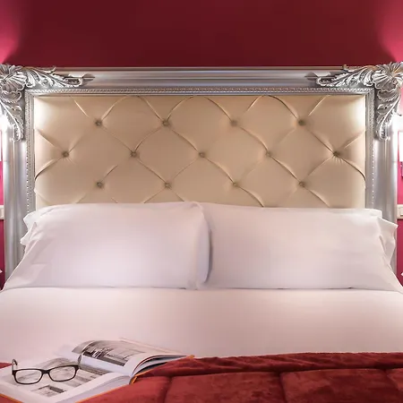 Hotel Residenza Conte Di Cavour&luxury Rooftop 3*